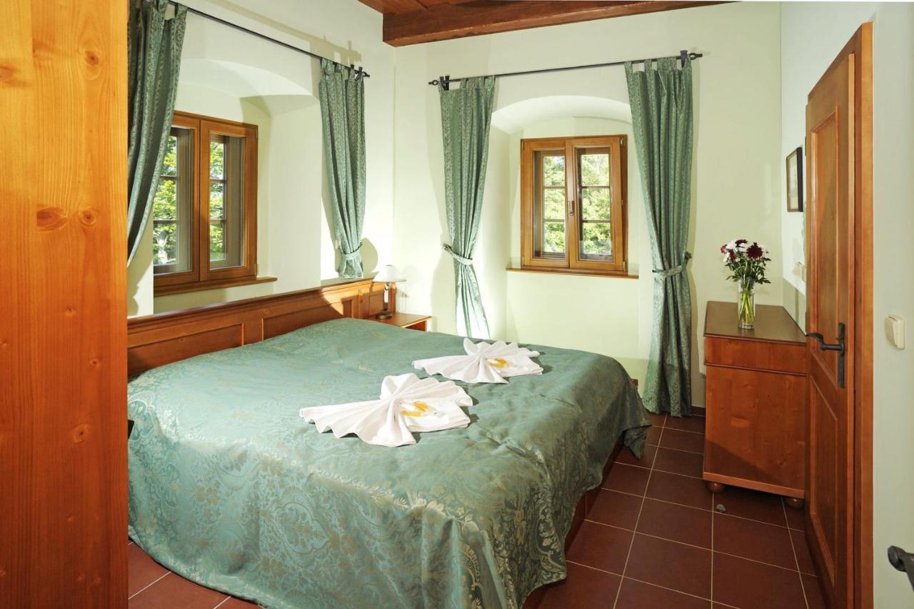 Hotel Kristin Hrádek Decin Esterno foto